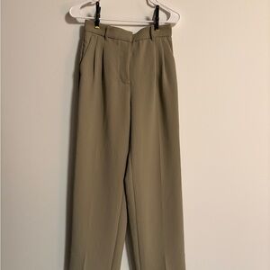 Wilfred The Effortless Pant - Olive Green